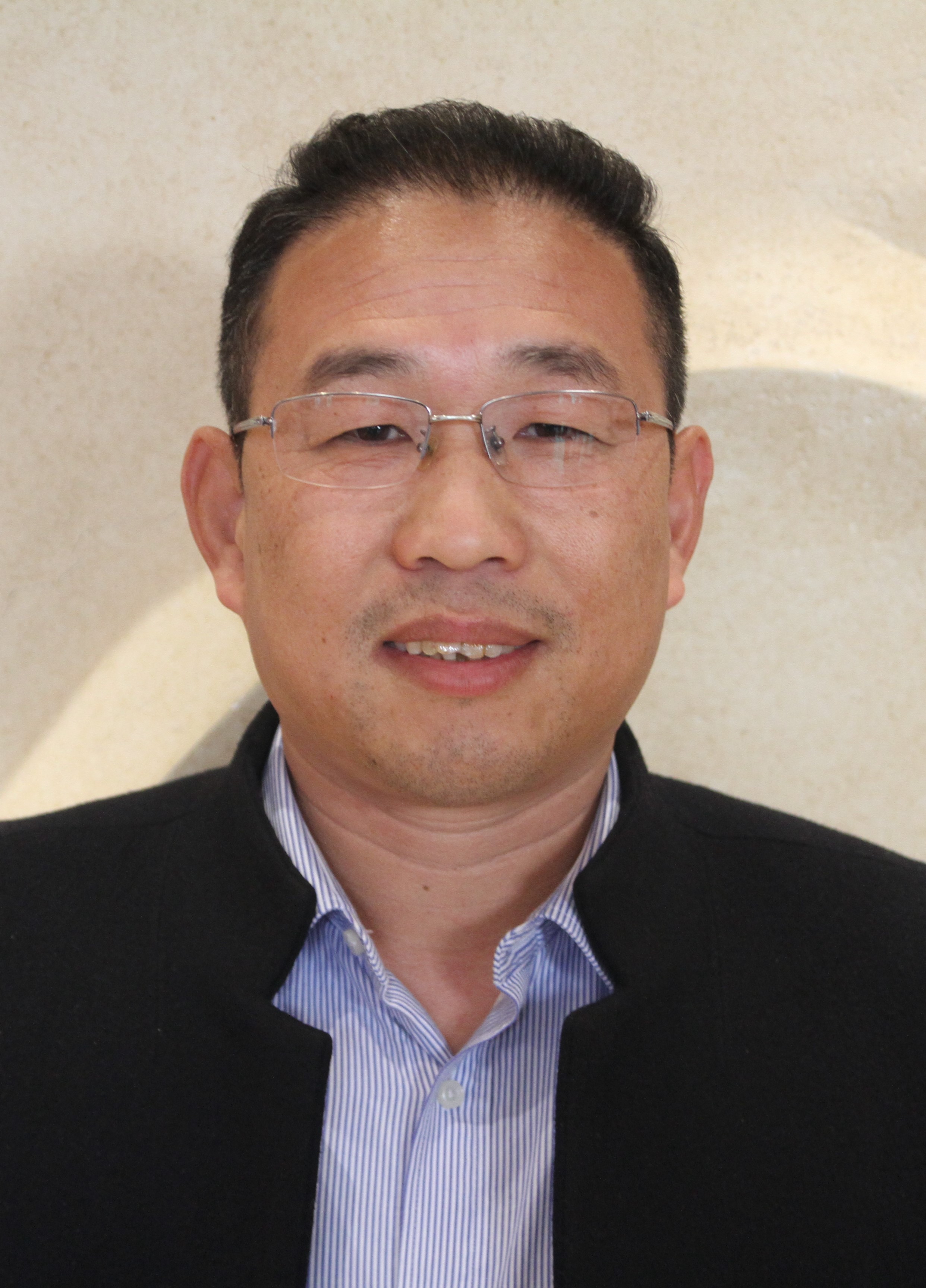 副会长：李新利